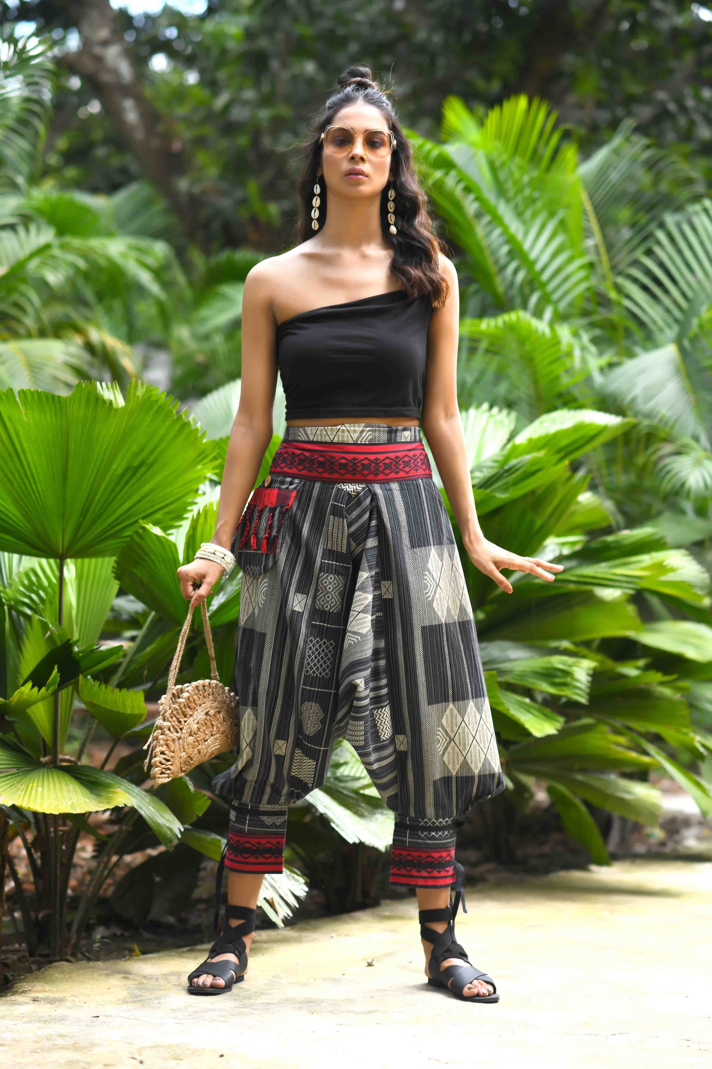 all over printed standout thai harem pant india the veshti company harem pants for men harem pants for women harem trousers hippie pants harem joggers bohemian boho pant adaddin pants harem