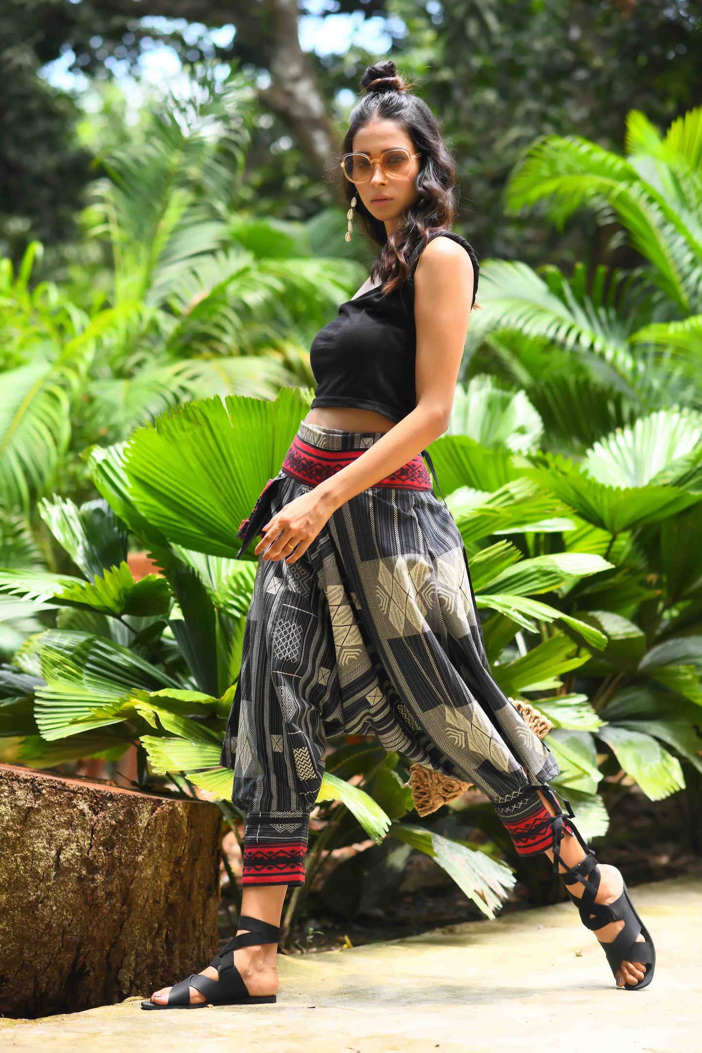 all over printed standout thai harem pant india the veshti company harem pants for men harem pants for women harem trousers hippie pants harem joggers bohemian boho pant adaddin pants harem
