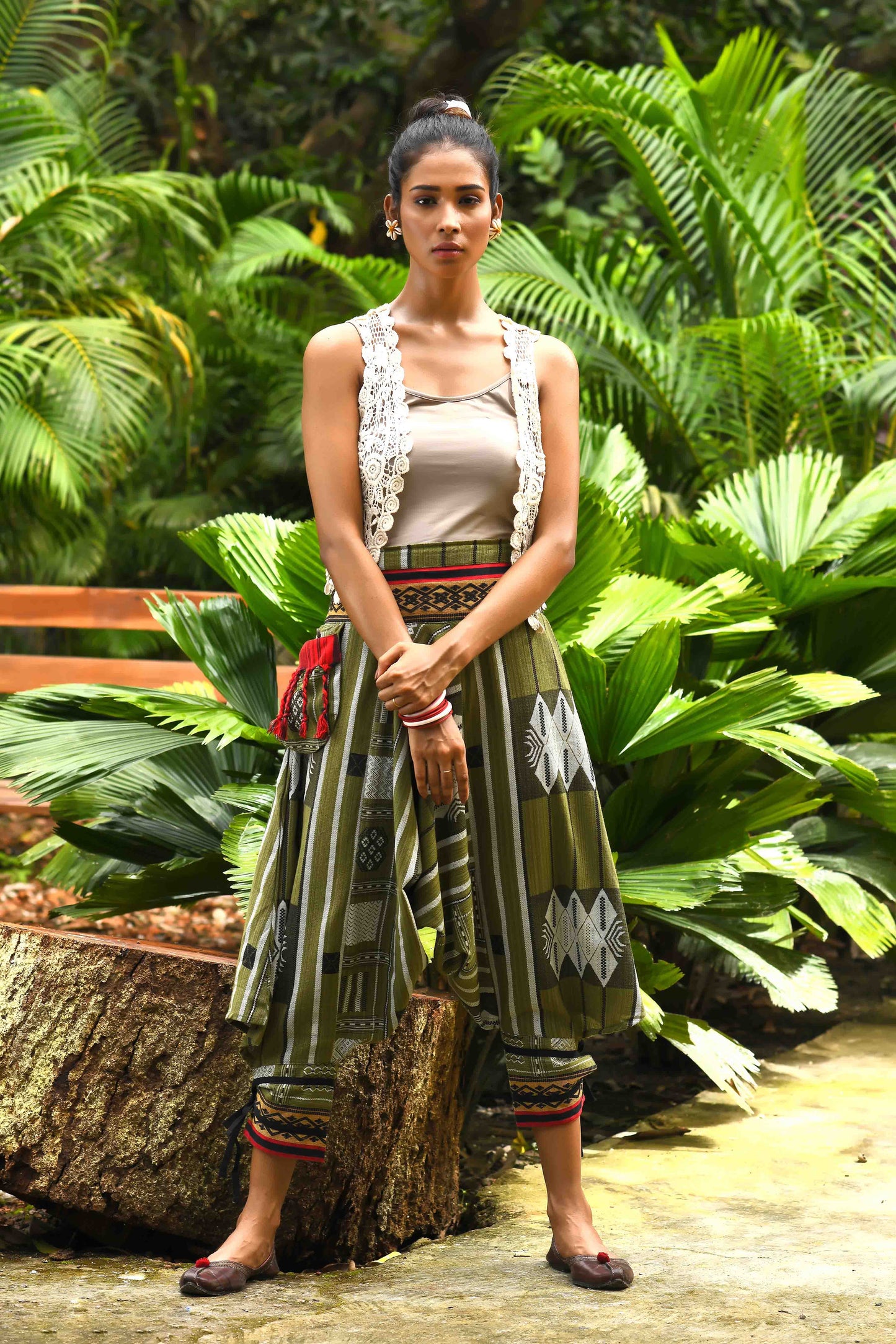 all over printed standout thai harem pant india the veshti company harem pants for men harem pants for women harem trousers hippie pants harem joggers bohemian boho pant adaddin pants harem