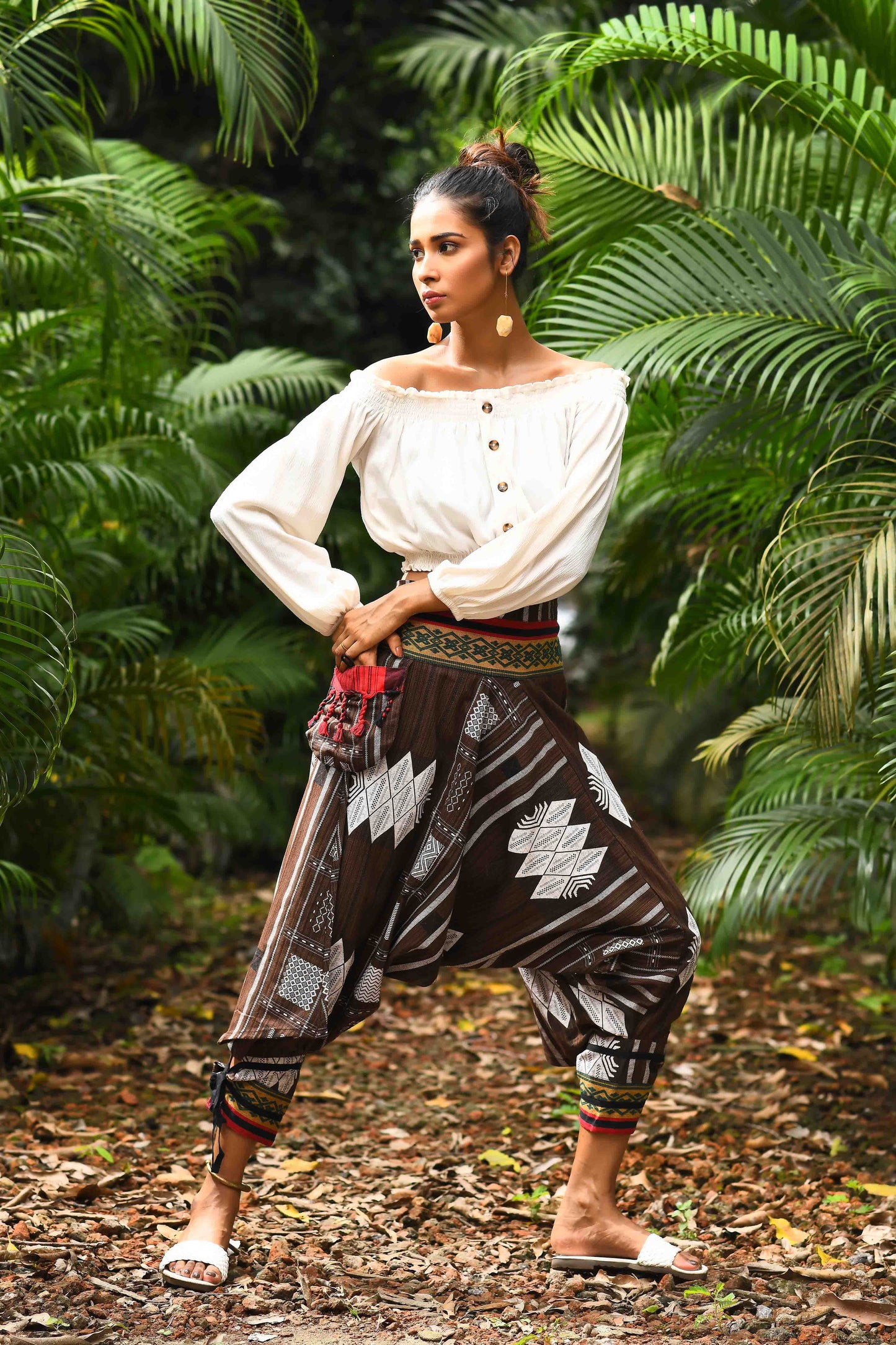 all over printed standout thai harem pant india the veshti company harem pants for men harem pants for women harem trousers hippie pants harem joggers bohemian boho pant adaddin pants harem