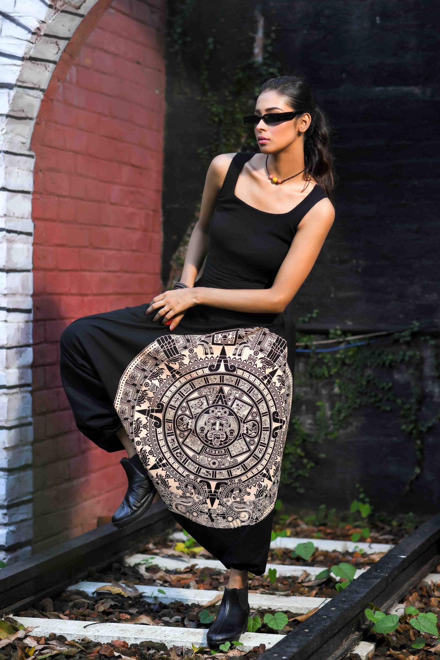 standout thai harem pant india the veshti company harem pants for men harem pants for women harem trousers hippie pants harem joggers bohemian boho pant adaddin pants enimane baggy yoga pant