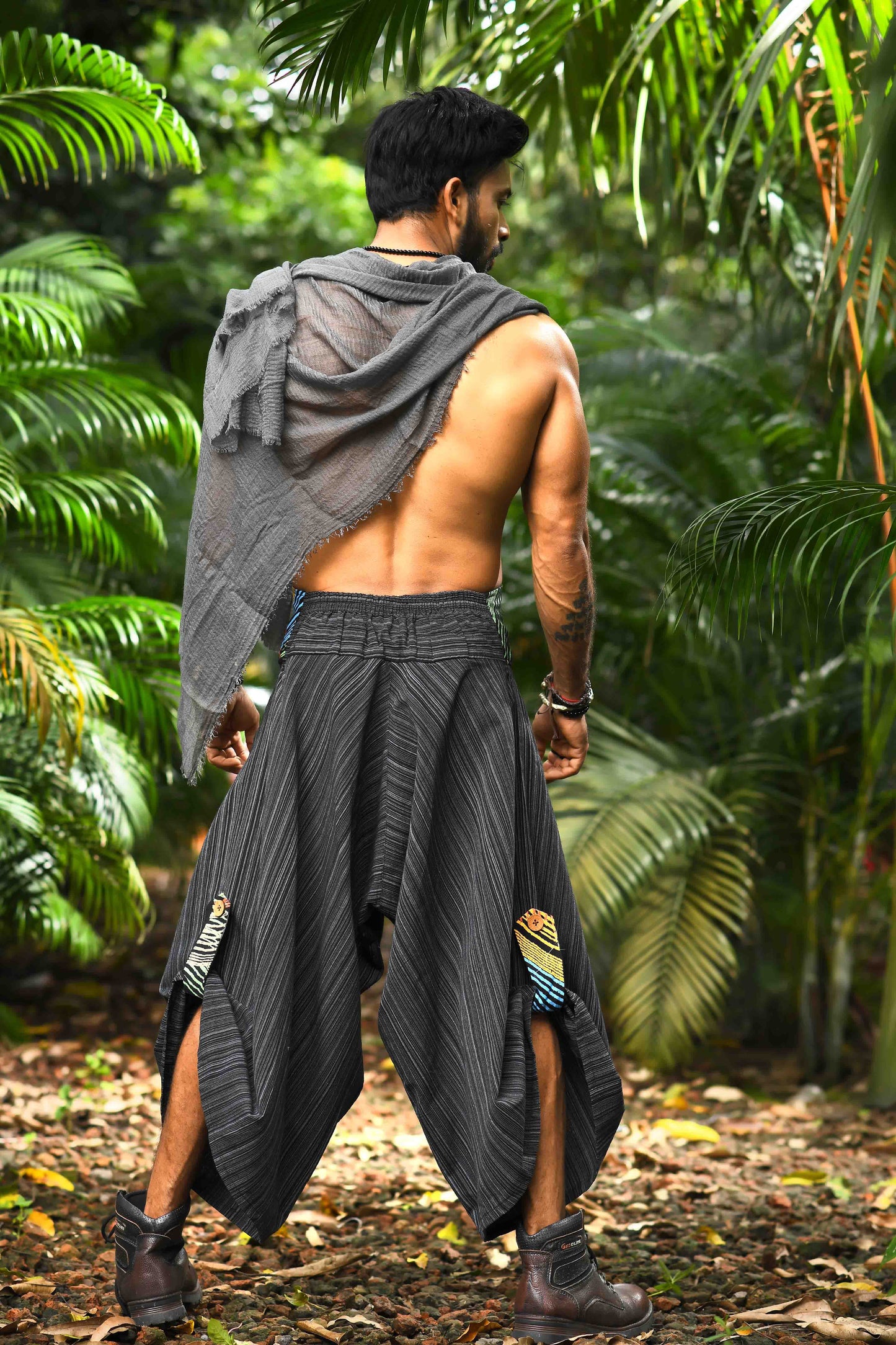 wide leg standout thai harem pant india the veshti company harem pants for men harem pants for women harem trousers hippie pants harem joggers bohemian boho pant adaddin pants enimane harem pants