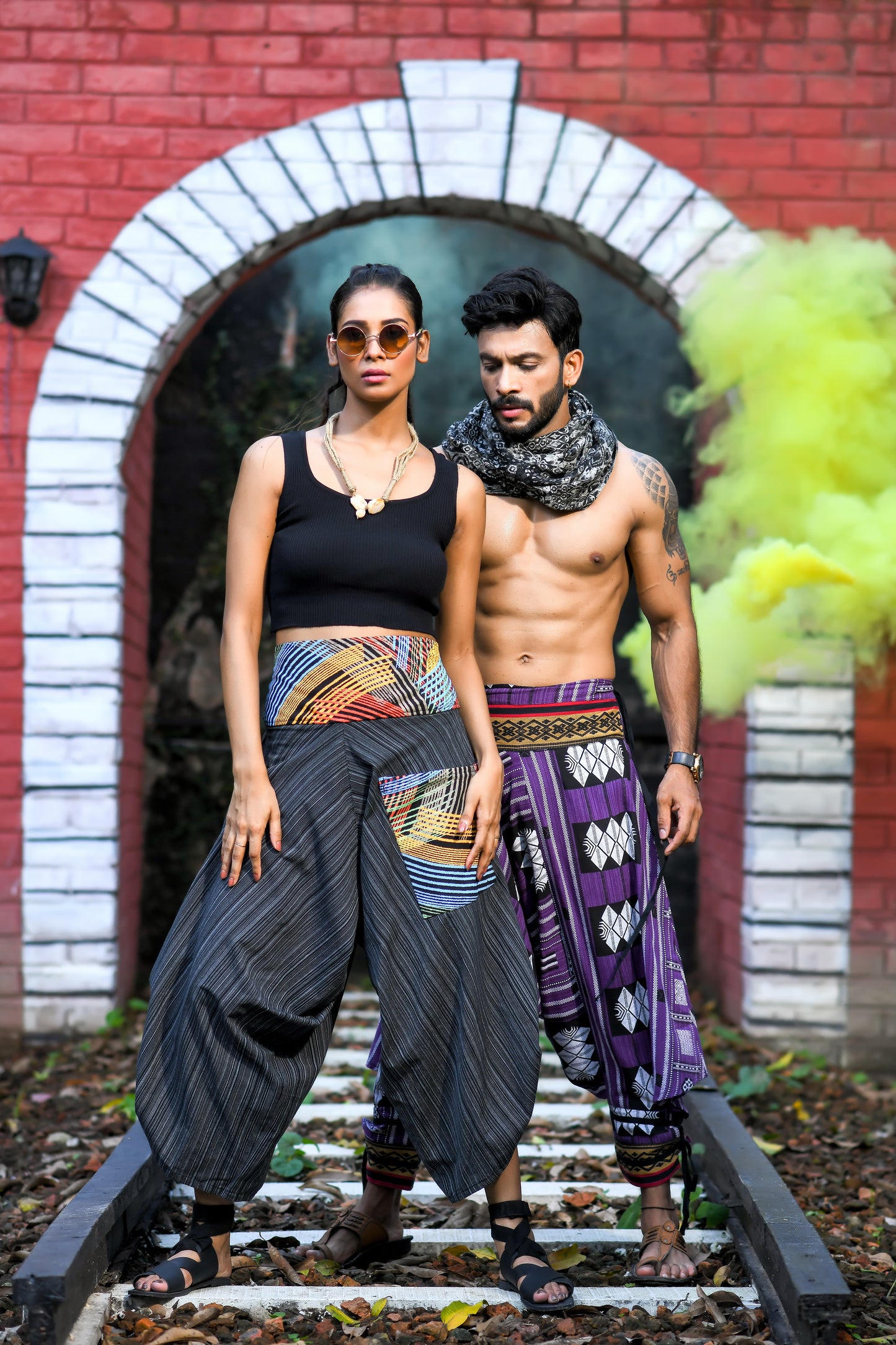 wide leg standout thai harem pant india the veshti company harem pants for men harem pants for women harem trousers hippie pants harem joggers bohemian boho pant adaddin pants enimane harem pants
