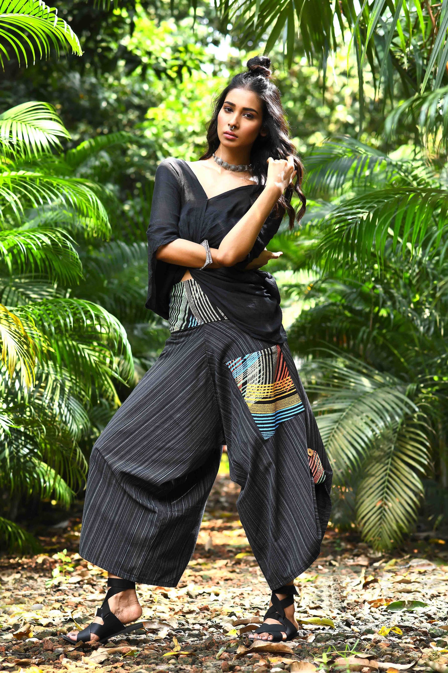 wide leg standout thai harem pant india the veshti company harem pants for men harem pants for women harem trousers hippie pants harem joggers bohemian boho pant adaddin pants enimane harem pants