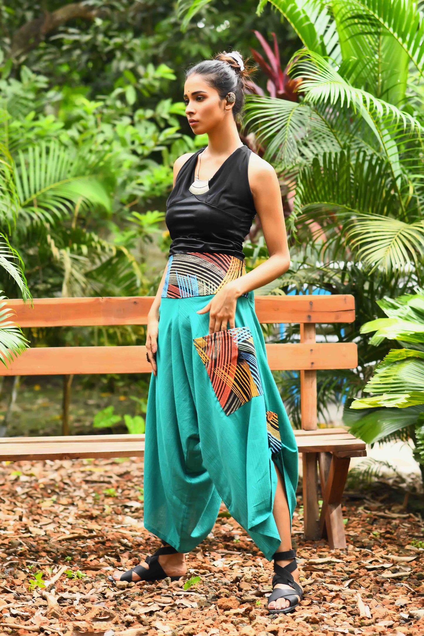 wide leg standout thai harem pant india the veshti company harem pants for men harem pants for women harem trousers hippie pants harem joggers bohemian boho pant adaddin pants enimane harem pants