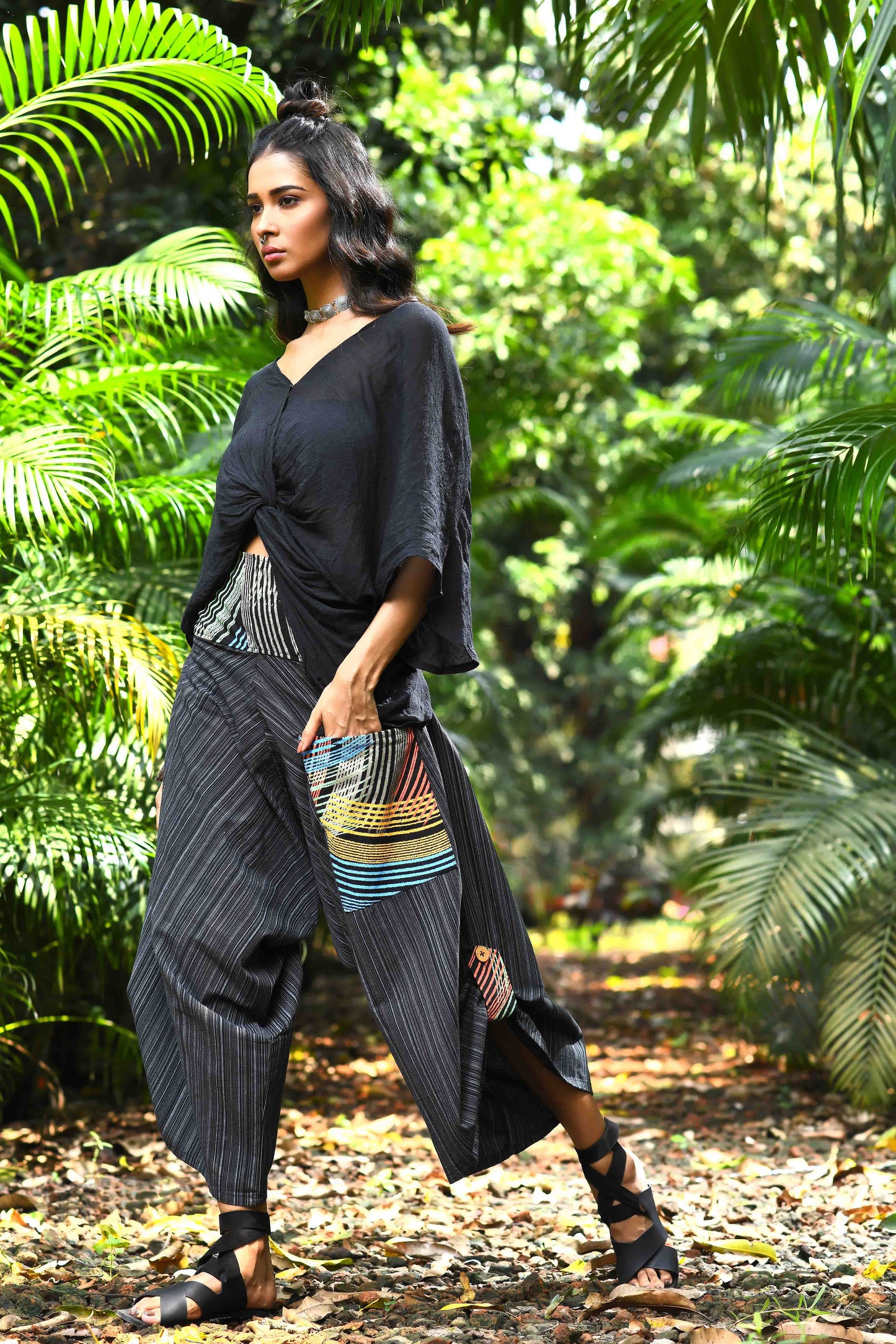 wide leg standout thai harem pant india the veshti company harem pants for men harem pants for women harem trousers hippie pants harem joggers bohemian boho pant adaddin pants enimane harem pants