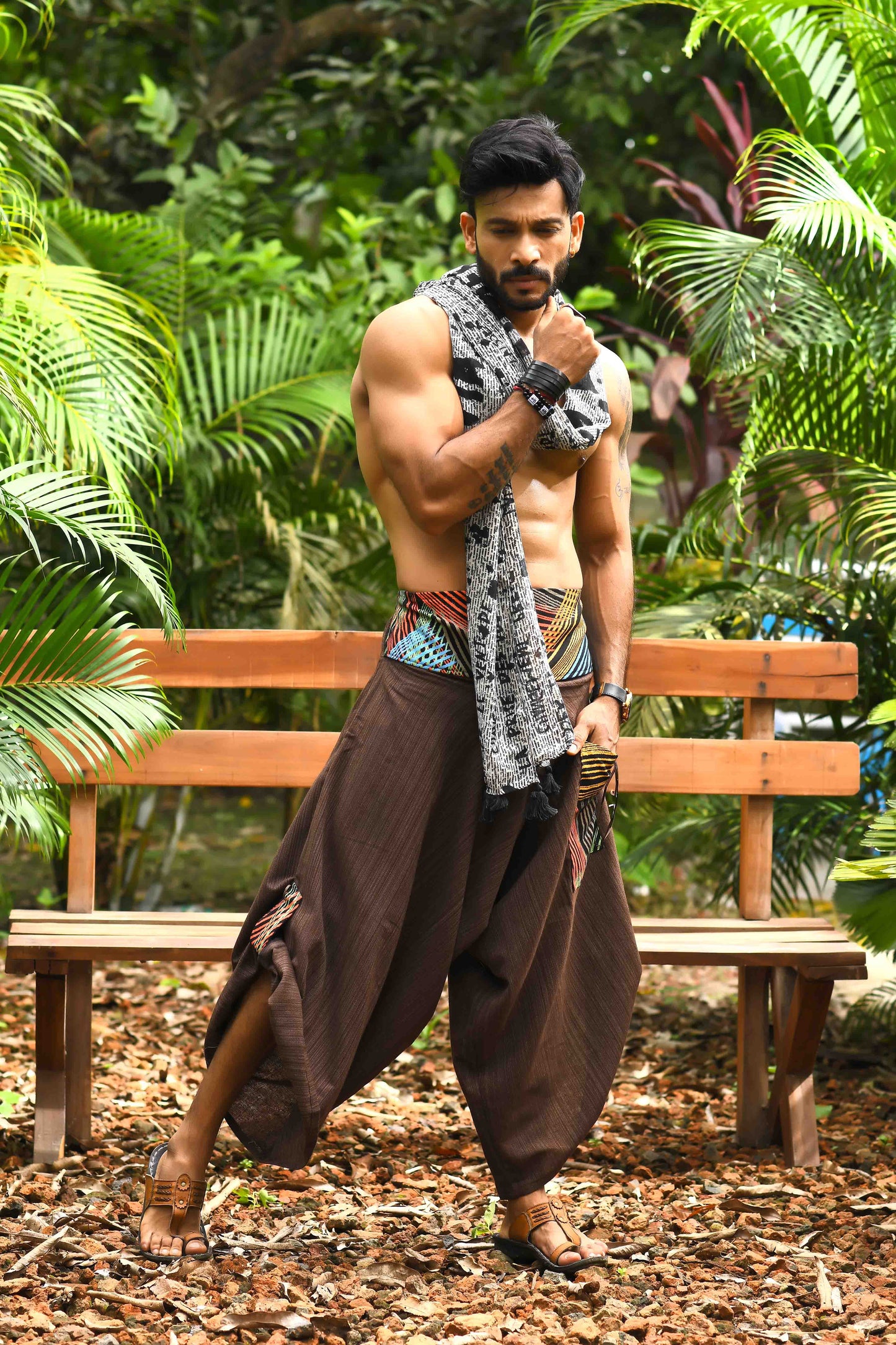 wide leg standout thai harem pant india the veshti company harem pants for men harem pants for women harem trousers hippie pants harem joggers bohemian boho pant adaddin pants enimane harem pants