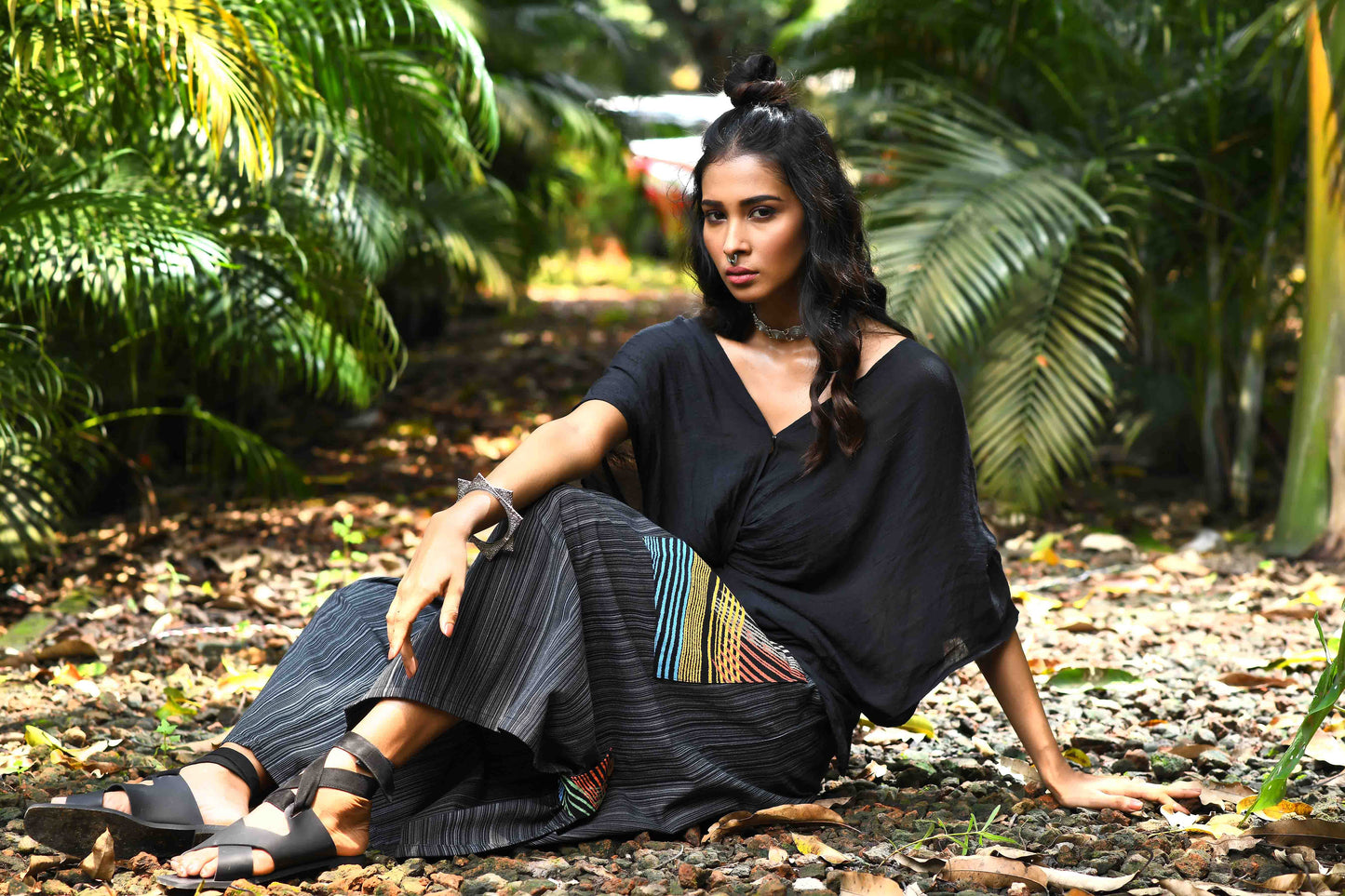 wide leg standout thai harem pant india the veshti company harem pants for men harem pants for women harem trousers hippie pants harem joggers bohemian boho pant adaddin pants enimane harem pants
