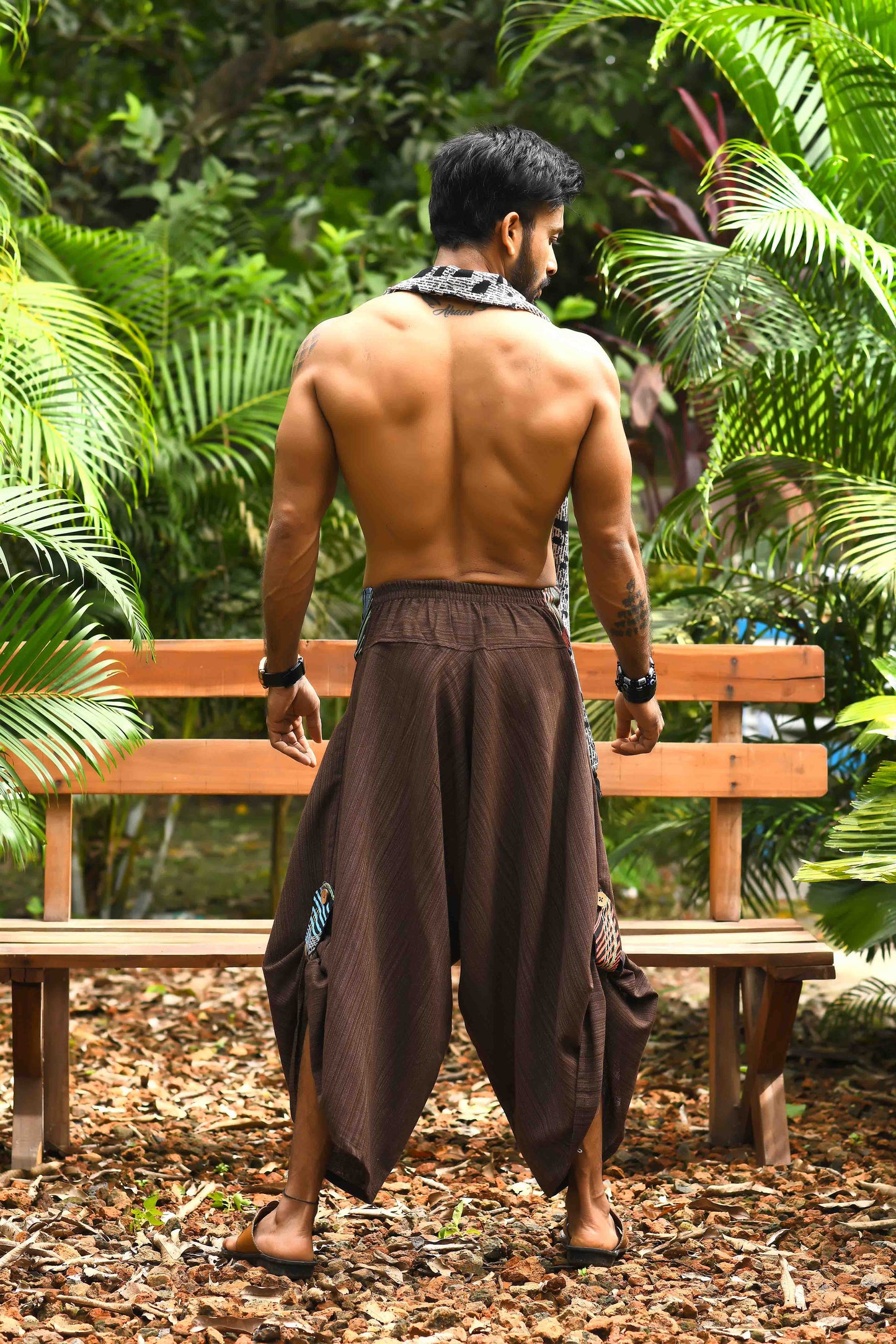 wide leg standout thai harem pant india the veshti company harem pants for men harem pants for women harem trousers hippie pants harem joggers bohemian boho pant adaddin pants enimane harem pants
