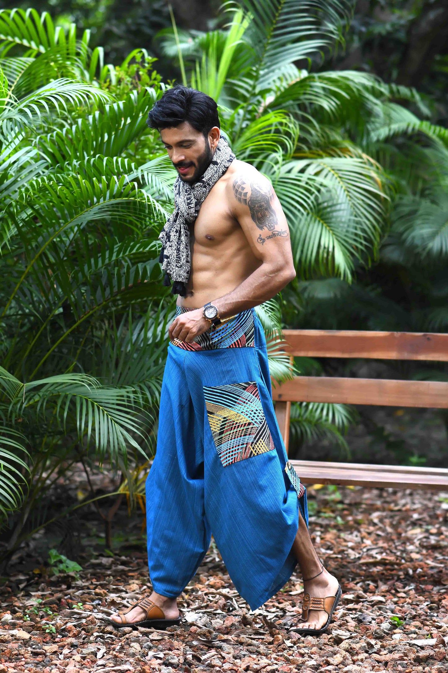 wide leg standout thai harem pant india the veshti company harem pants for men harem pants for women harem trousers hippie pants harem joggers bohemian boho pant adaddin pants enimane harem pants