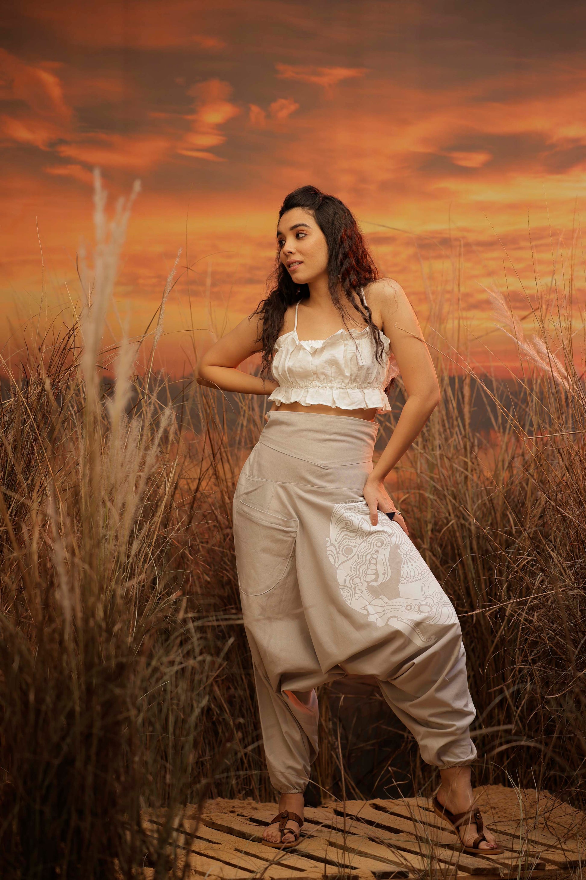 standout thai baggy black harem pant india the veshti company harem pants for men harem pants for women harem trousers hippie pants harem joggers bohemian boho pant adaddin pants enimane harem pants