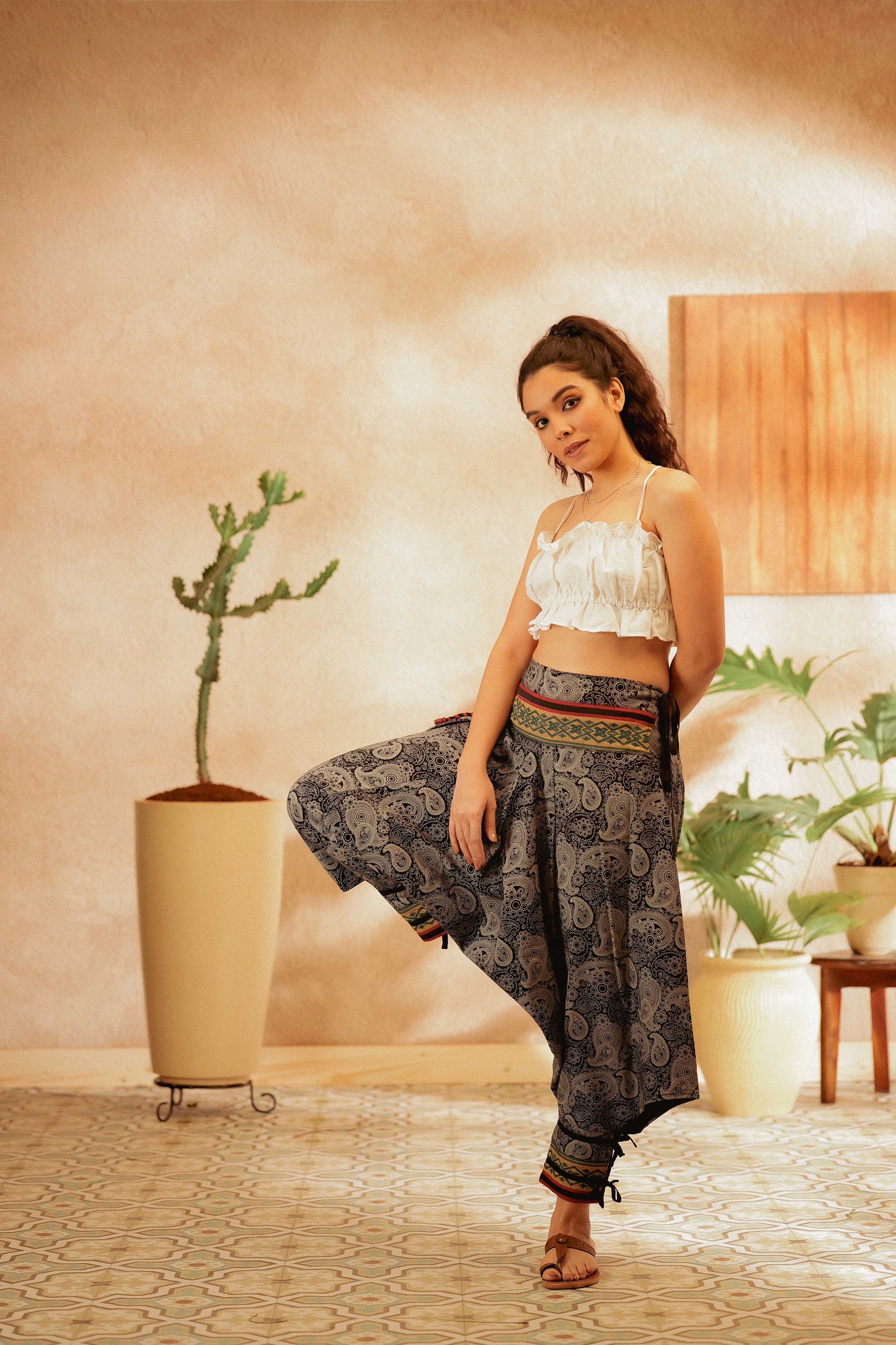 Paisley Black all over printed harem pant india harem trousers standout hippie pants harem pants men harem pants women patiyala pant unisex yoga harem pant loose pant printed bohemian pant