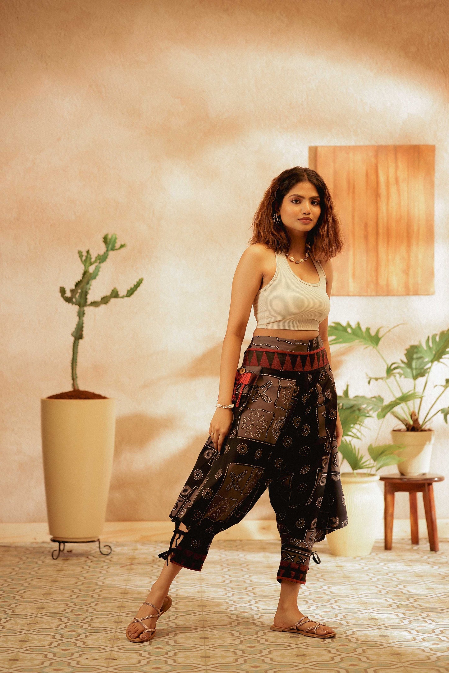 Black all over printed harem pant india harem trousers standout hippie pants harem pants men harem pants women patiyala pant unisex yoga harem pant loose pant printed bohemian pant
