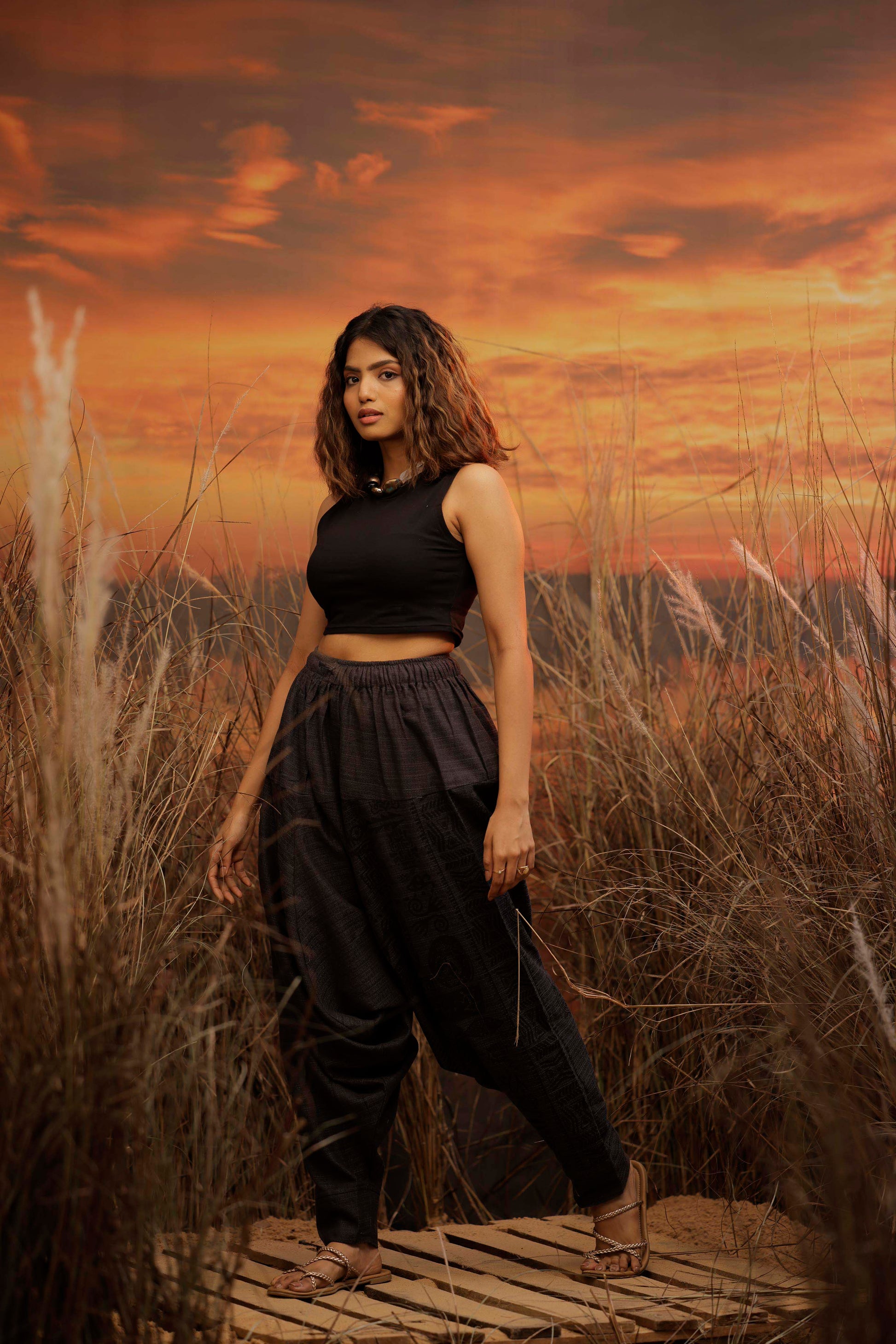 Black harem pant india harem trousers standout hippie pants harem pants men harem pants women patiyala pant unisex yoga harem pant loose pant printed bohemian pant boho pant the veshti company harem pants