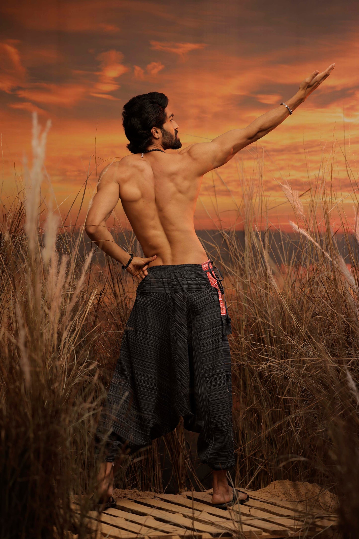 Black harem pant india harem trousers standout hippie pants harem pants men harem pants women patiyala pant unisex yoga harem pant loose pant printed bohemian pant boho pant the veshti company harem pants