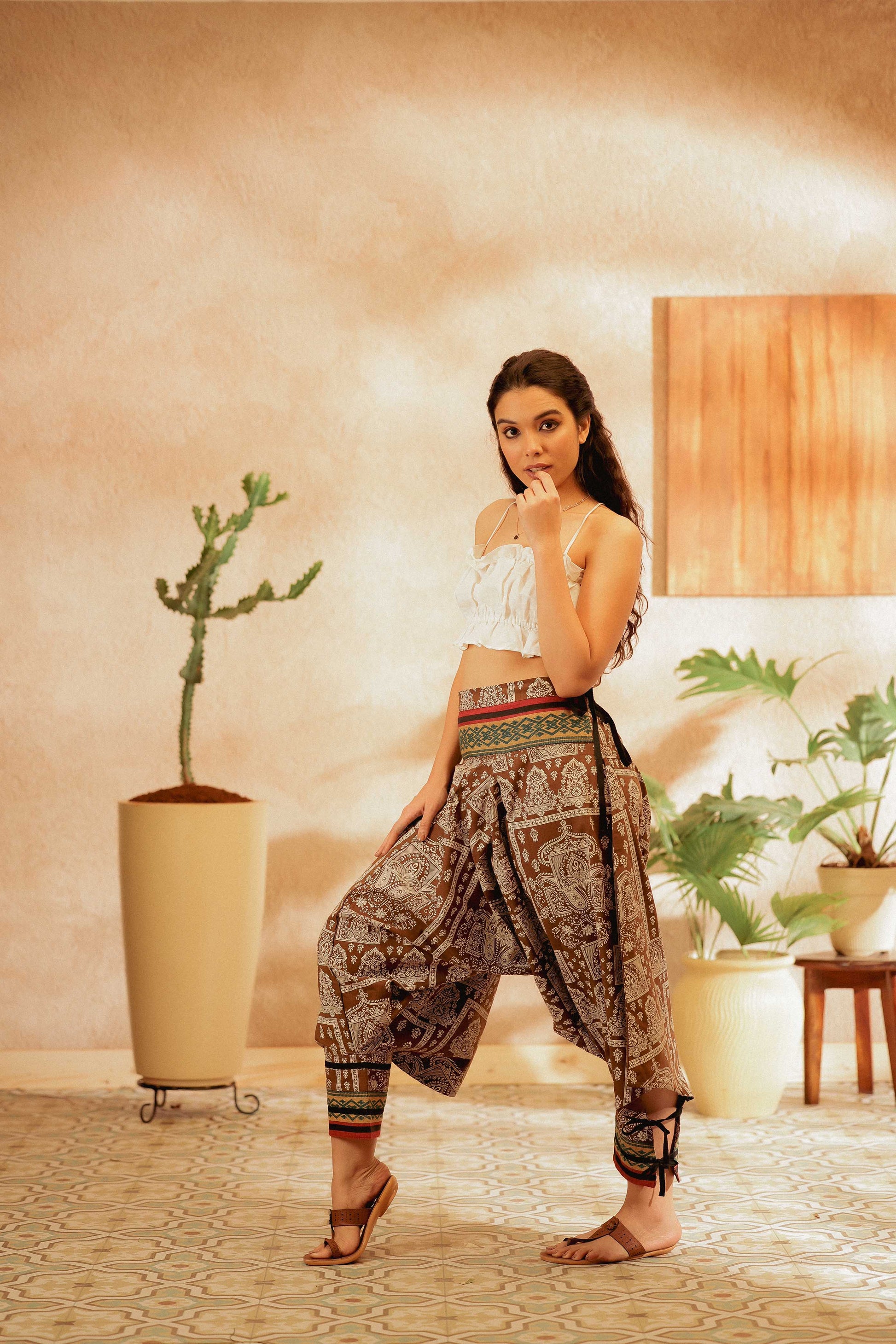 Brown all over printed harem pant india harem trousers standout hippie pants harem pants men harem pants women patiyala pant unisex yoga harem pant loose pant printed bohemian pant boho pant bombay trooper  hoppers for men