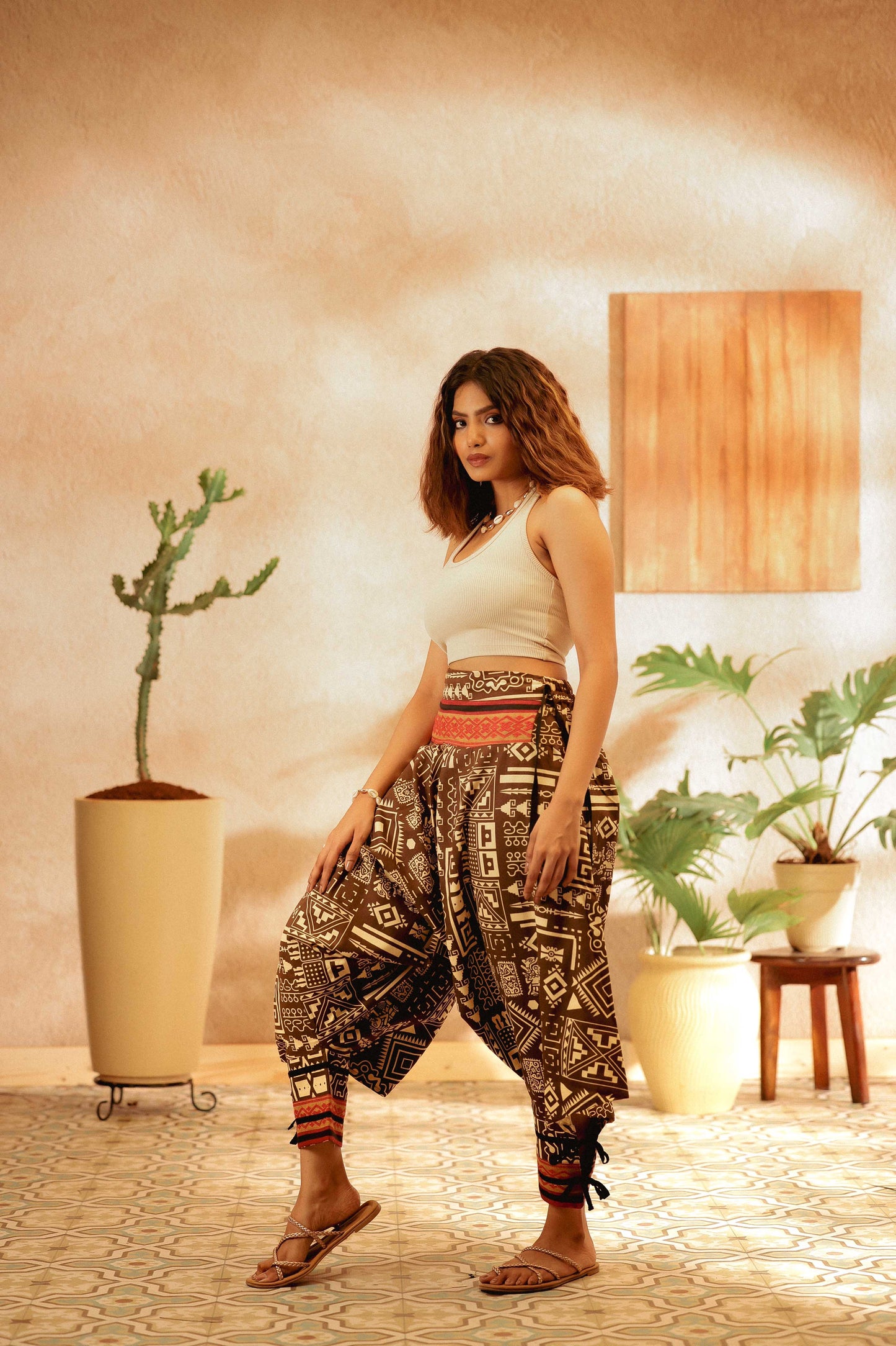 Brown all over printed harem pant india harem trousers standout hippie pants harem pants men harem pants women patiyala pant unisex yoga harem pant loose pant printed bohemian pant boho pant bombay trooper hoppers for men