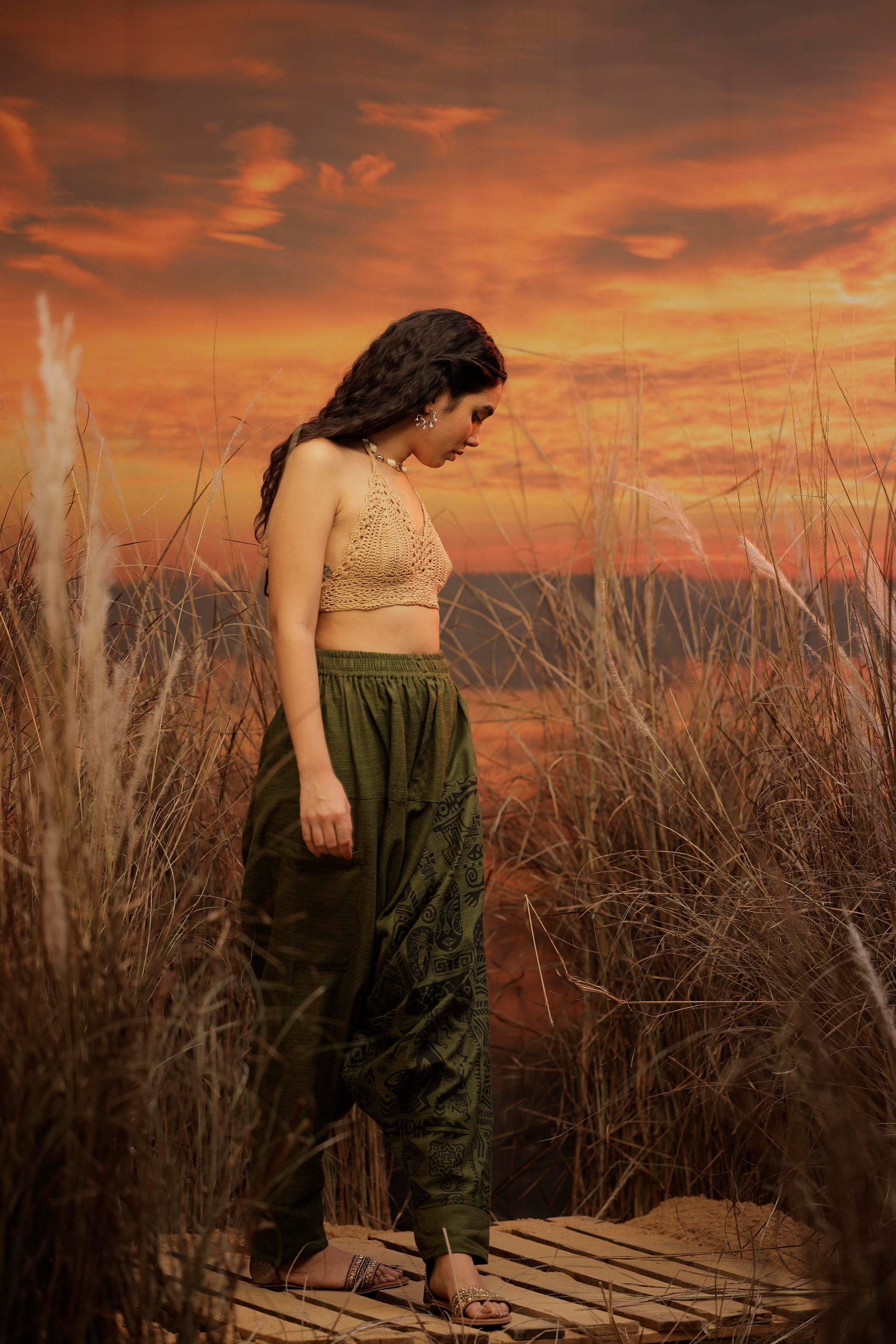 Green harem pant india harem trousers standout hippie pants harem pants men harem pants women patiyala pant unisex yoga harem pant loose pant printed bohemian pant boho the veshti company harem pants