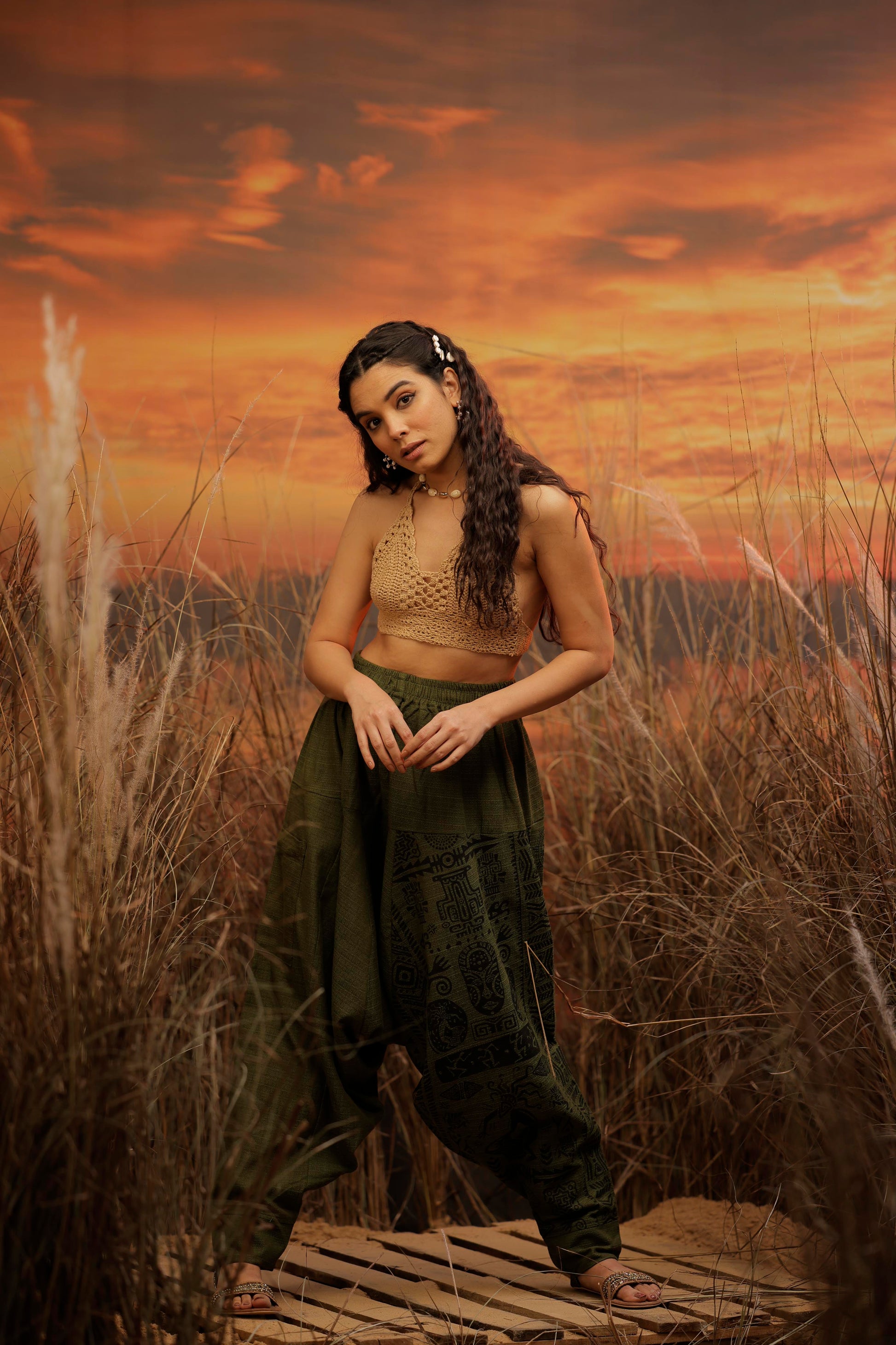 Green harem pant india harem trousers standout hippie pants harem pants men harem pants women patiyala pant unisex yoga harem pant loose pant printed bohemian pant boho the veshti company harem pants