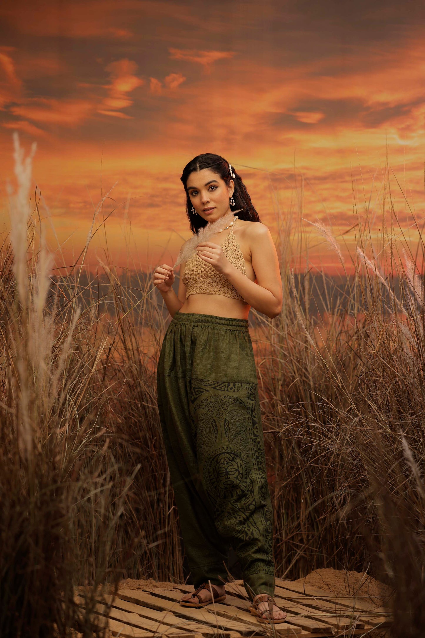 Green harem pant india harem trousers standout hippie pants harem pants men harem pants women patiyala pant unisex yoga harem pant loose pant printed bohemian pant boho pant the veshti company harem pants
