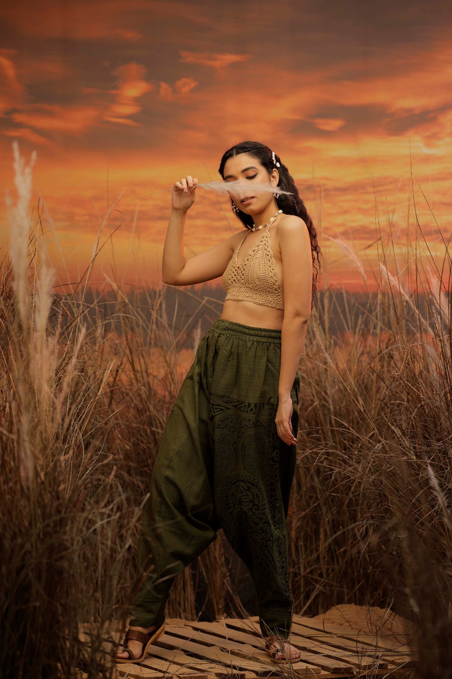 Green harem pant india harem trousers standout hippie pants harem pants men harem pants women patiyala pant unisex yoga harem pant loose pant printed bohemian pant boho pant the veshti company harem pants