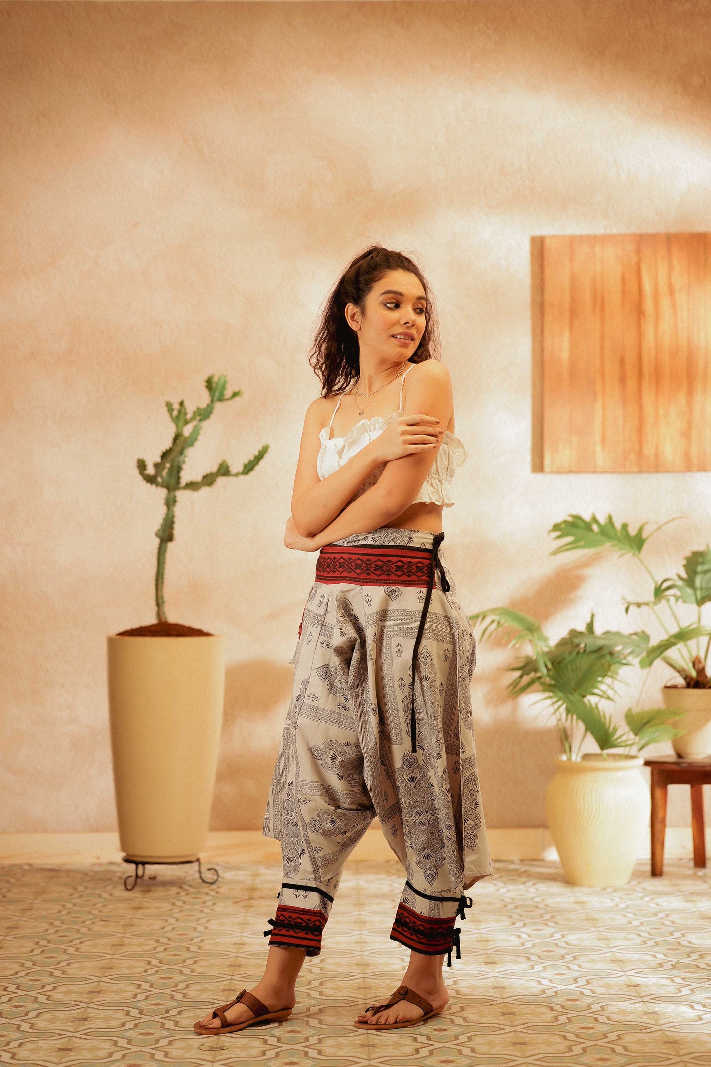 Grey all over printed harem pant india harem trousers standout hippie pants harem pants men harem pants women patiyala pant unisex yoga harem pant loose pant printed bohemian pant boho pant