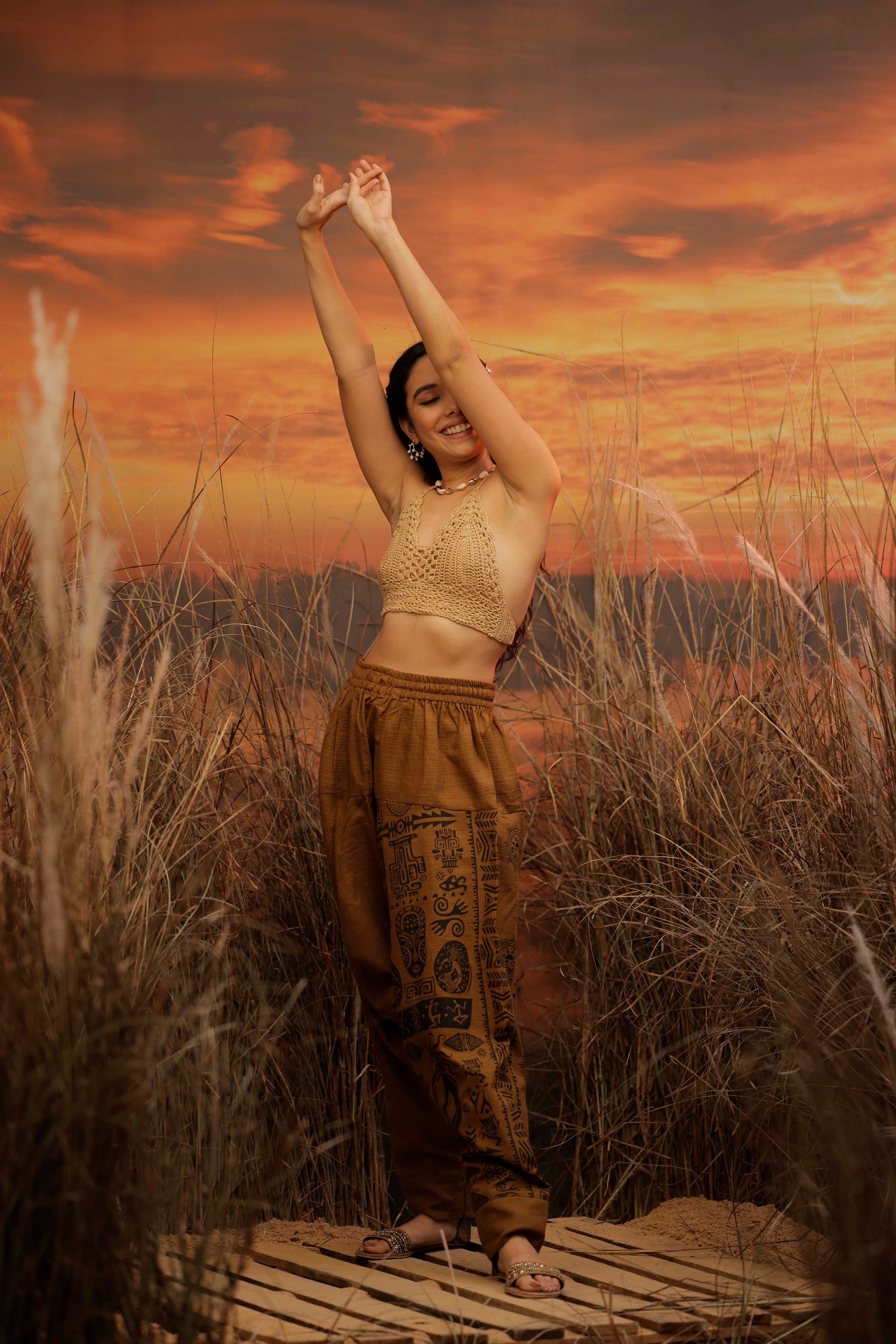 Mustard harem pant india harem trousers standout hippie pants harem pants men harem pants women patiyala pant unisex yoga harem pant loose pant printed bohemian pant boho pant the veshti company harem pants