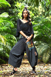 wide leg standout thai harem pant india the veshti company harem pants for men harem pants for women harem trousers hippie pants harem joggers bohemian boho pant adaddin pants enimane harem pants