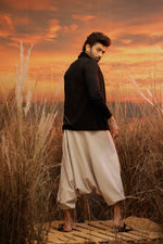 Load image into Gallery viewer, standout thai baggy black harem pant india the veshti company harem pants for men harem pants for women harem trousers hippie pants harem joggers bohemian boho pant adaddin pants enimane harem pants
