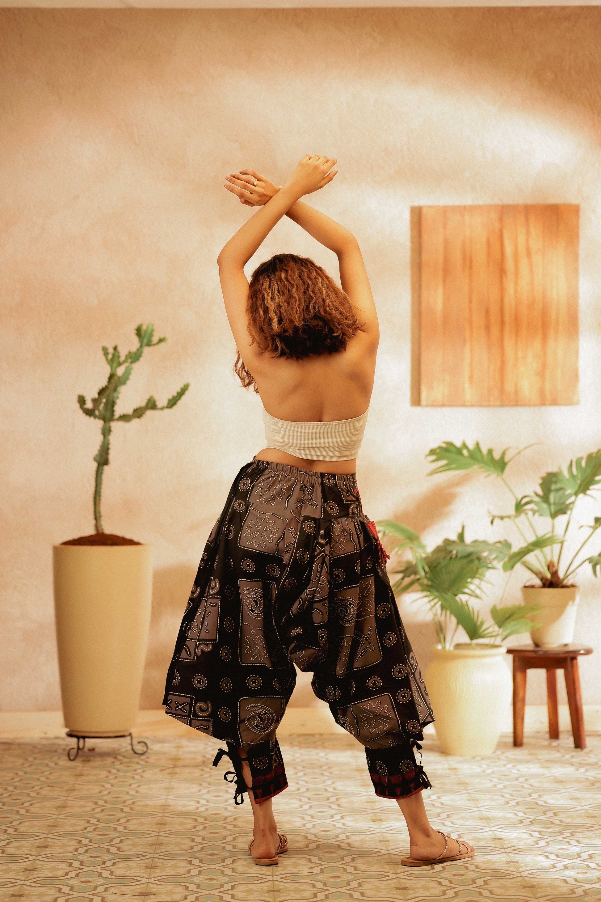 Dark Void All over Printed Black Unisex Harem Pant STAND OUT