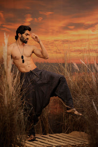 Black harem pant india harem trousers standout hippie pants harem pants men harem pants women patiyala pant unisex yoga harem pant loose pant printed bohemian pant boho pant the veshti company harem pant