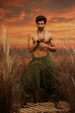 Load image into Gallery viewer, Green harem pant india harem trousers standout hippie pants harem pants men harem pants women patiyala pant unisex yoga harem pant loose pant printed bohemian pant boho pant the veshti company harem pants
